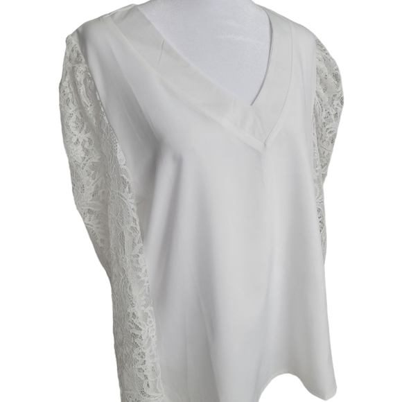 𝅺ELEGANT White Lace Blouse in sizes M, L and XL - Picture 3 of 6